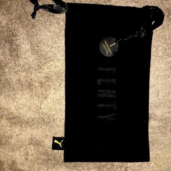 Fenty Beauty Bags Beautiful Velvet Fenty Shoe Bag Never Been